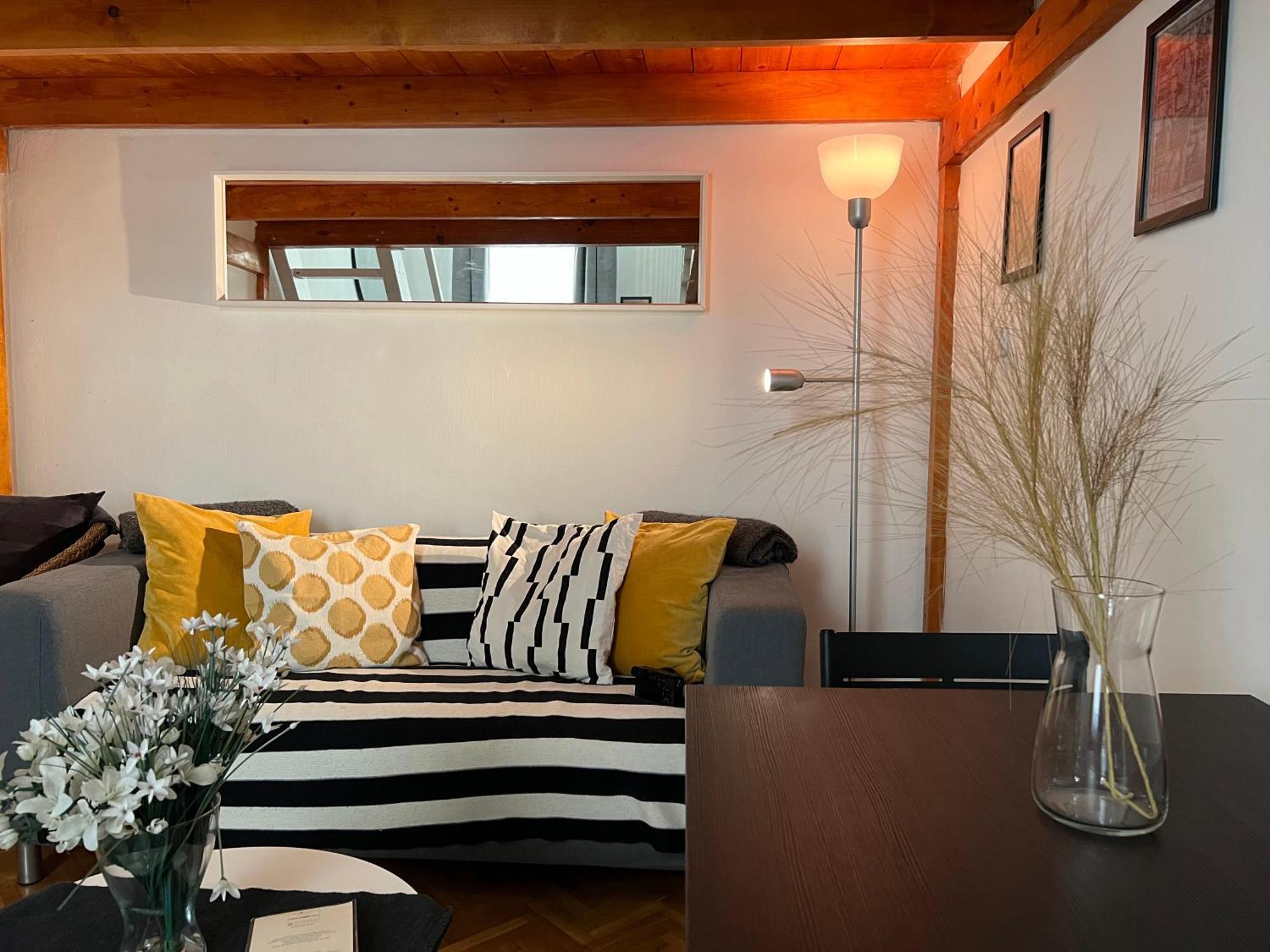 Lovely Little Loft Studio In The Heart Of บูดาเปสต์ ภายนอก รูปภาพ